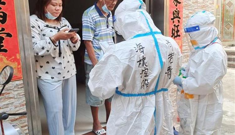 【平凡力量|旅控戰(zhàn)“疫”人物志⑤】貢獻(xiàn)志愿力量 筑起守護(hù)之墻——肖若青：一起努力，海南會(huì)好，彼此理解，守望相助